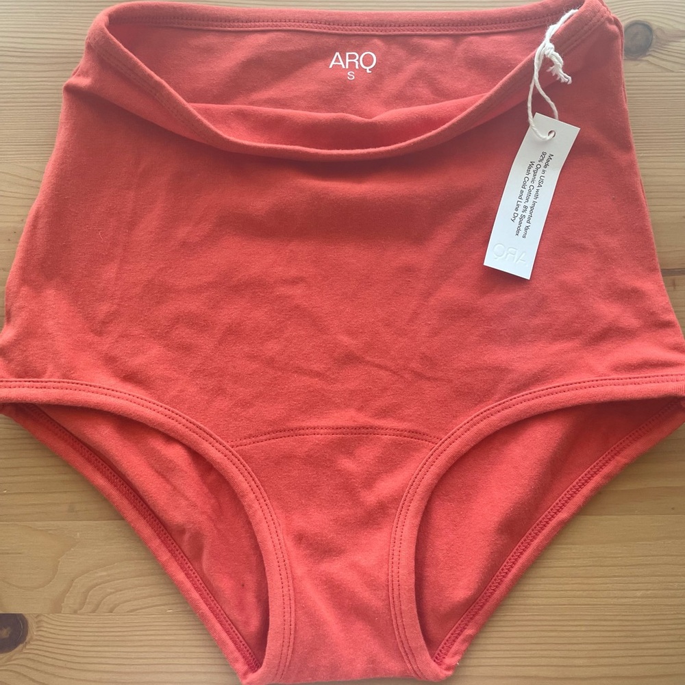 ARQ High-Rise Undies NWT - Cadmium